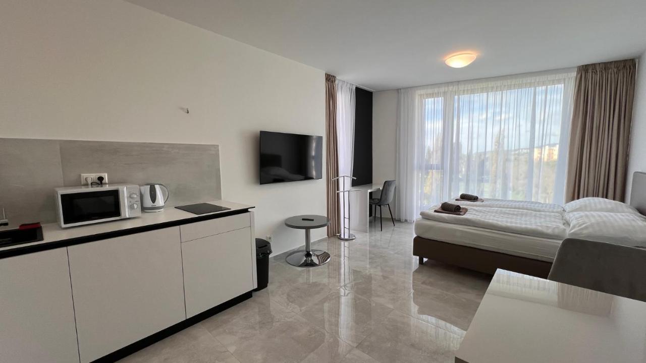 Apartment Air Conditioned 1 Vienna Gate, 2